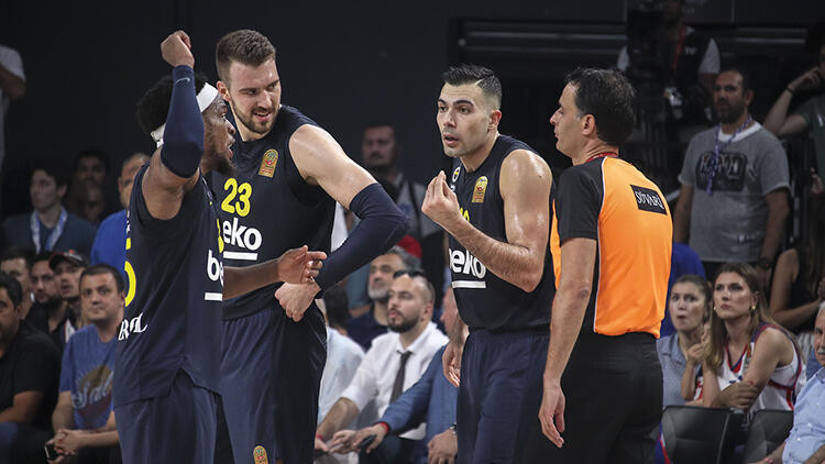 Son Dakika | Fenerbahçe Beko, Kostas Sloukas ile yollarını ayırdı