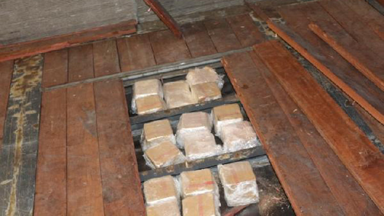 Gümrük kapılarında 4 operasyonda 127 kilo uyuşturucu ele geçirildi