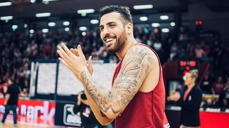 Mahir Agva, Pınar Karşıyaka’da