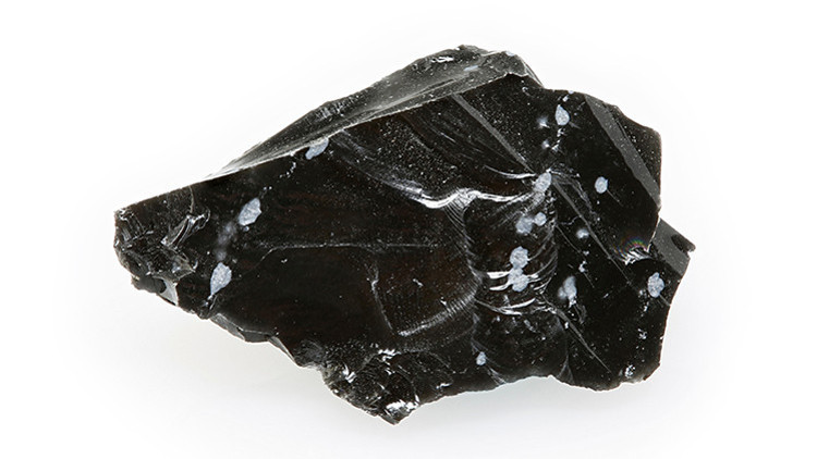 Obsidyen Taşı Nedir, Nerelerde Ve Nasıl Bulunur Obsidyen Taşı Nasıl Anlaşılır Özellikleri Ve Faydaları