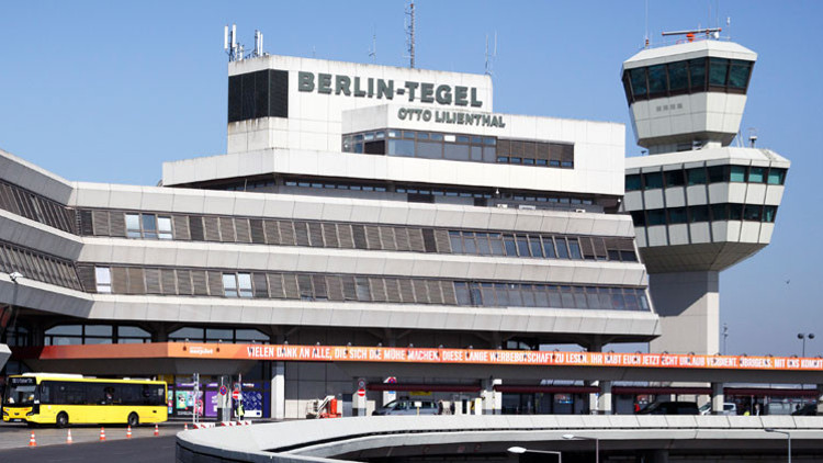 Berlin Havalimanı’nda test kavgası Berlin Havalimanı’nda test kavgası