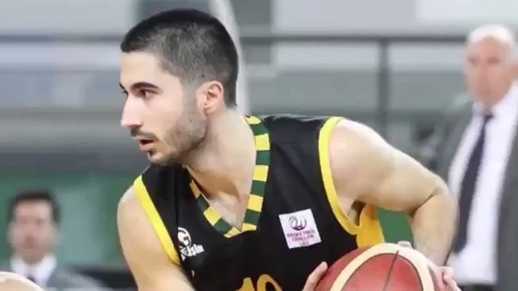 19 yaşındaki BGL sayı rekortmeni Bilgehan Diril, Petkimspor’da