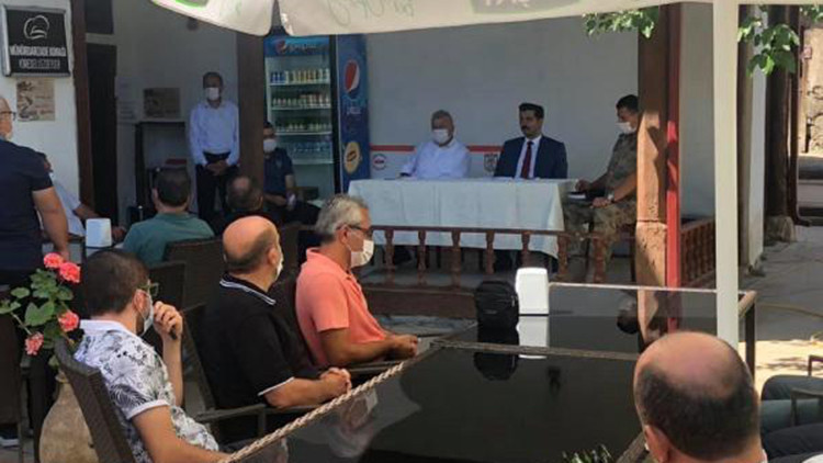 Divriğide çocuk parkları 3 hafta kapatıldı Divriğide çocuk parkları 3 hafta kapatıldı