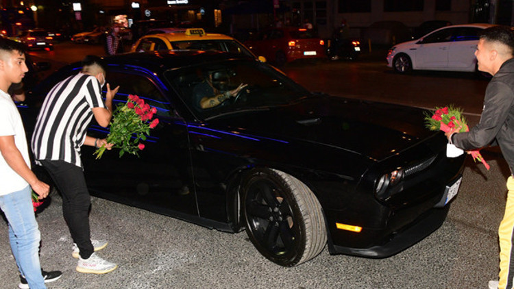 Çiçekçi sürprizi