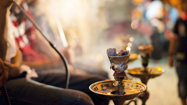 Nargile sevdası yasak tanımıyor