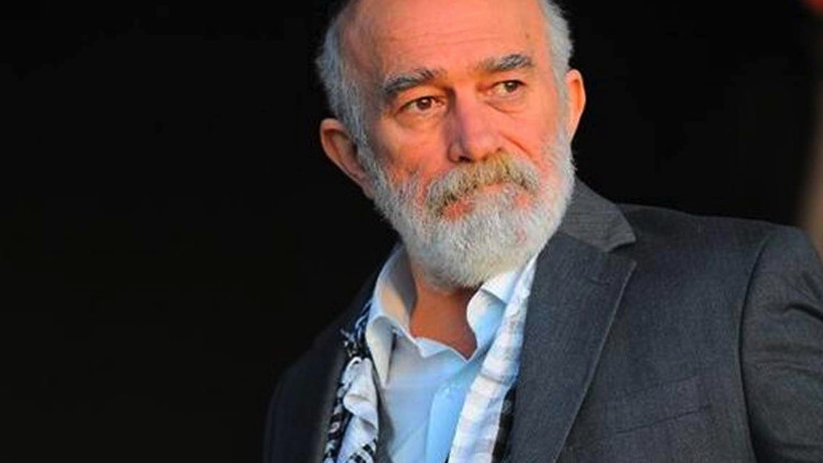 Usta oyuncu Halil Kumova film setinde yaşamını yitirdi Usta oyuncu Halil Kumova film setinde yaşamını yitirdi