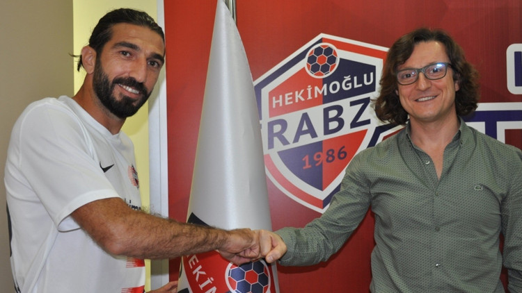 Son dakika | Burhan Eşer, Batuhan Karadenizin yanına Hekimoğlu Trabzon FK...