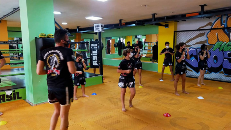 Antalyadaki  Muaythai 10. Khan terfi sınavına yoğun ilgi