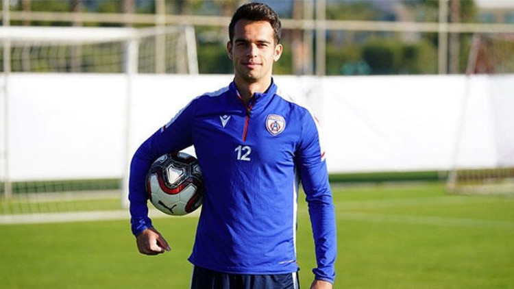 Transfer haberleri | Kerim Alıcı, Göztepe ile anlaştı Beşiktaş istemişti...