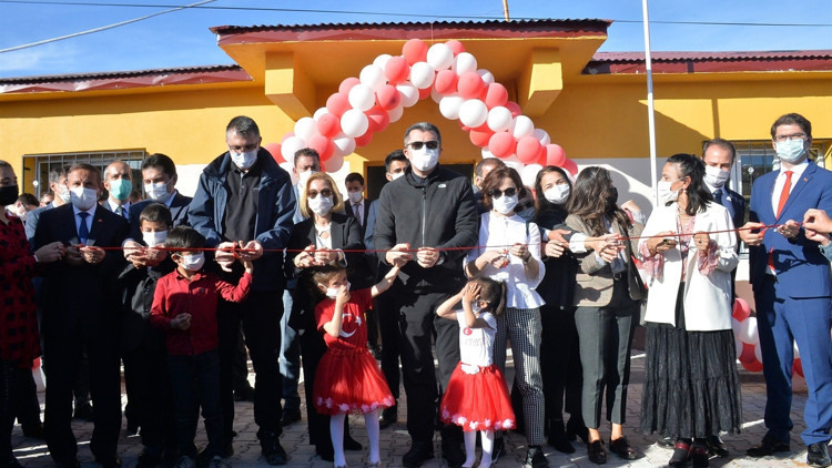 Dağ köyüne kardeşlik okulu Dağ köyüne kardeşlik okulu
