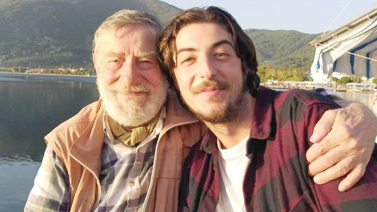 Mekin Sezer dedesi Ahmet Mekinin izinde