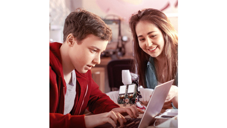 81 ilde 70 bin çocuğa kodlama öğretilecek