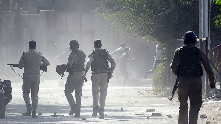 Pakistan: Hindistan 3 haftada 18 masum Keşmirliyi öldürdü