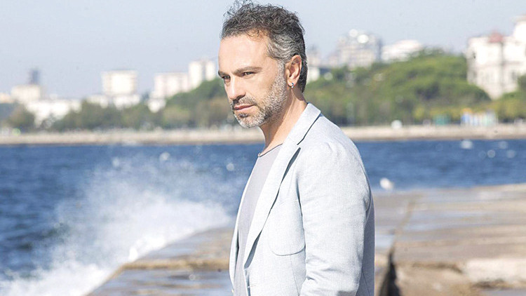 Serdar Orçin: Oyunculuğun ilk 20 yılı zordur Serdar Orçin: Oyunculuğun ilk 20 yılı zordur