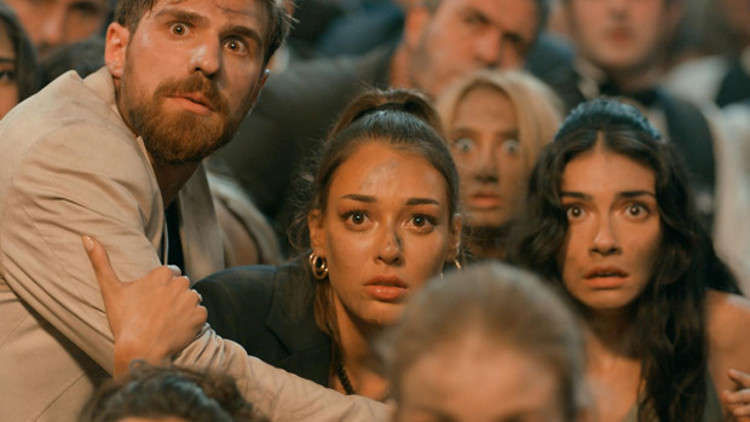 Alev Alev hangi diziden uyarlama İşte Alev Alev dizisinin konusu Alev Alev hangi diziden uyarlama İşte Alev Alev dizisinin konusu