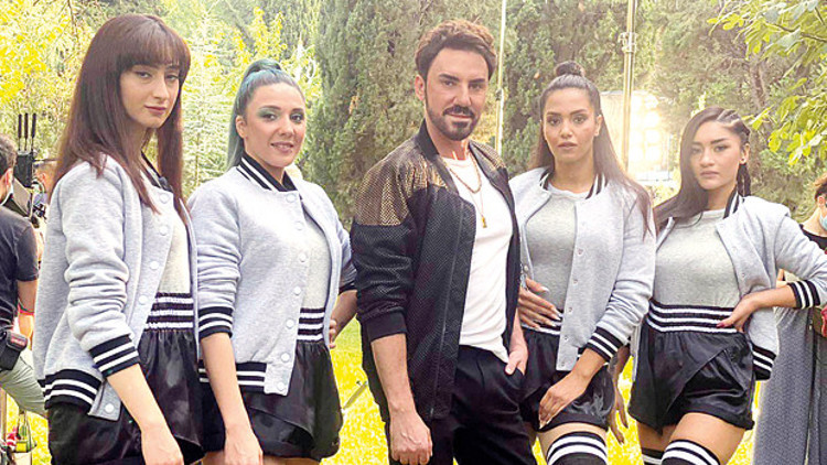 “Azar Azar”ın uğuru