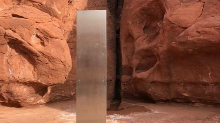 Gizemli blok esrarengiz şekilde kayboldu