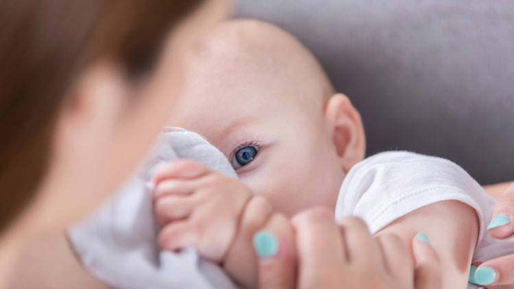 Anne sütü hastalıklara karşı koruyor Anne sütü hastalıklara karşı koruyor