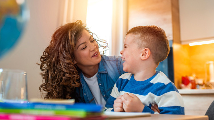Çocuklarla iletişimde aranızdaki ‘engelleri’ kaldırın