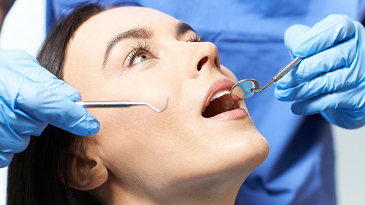 Ayrık Dişler İçin Estetik Tedavi Yöntemleri Nelerdir