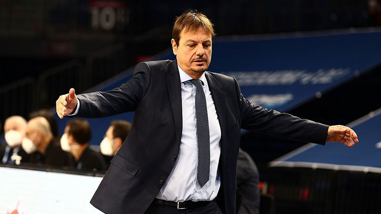 Anadolu Efes Başantrenörü Ergin Ataman: Rakibimiz maçın finalini daha iyi oynadı Anadolu Efes Başantrenörü Ergin Ataman: Rakibimiz maçın finalini daha iyi oynadı