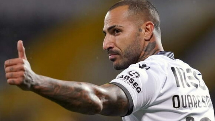 Beşiktaşta 22 milyon euroluk yıldızlara plaketli veda