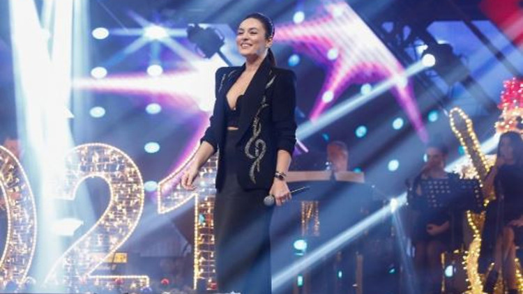 Masumlar Apartmanının Safiyesi Ezgi Mola O Ses Türkiye sahnesinde - Ezgi Mola kimdir, kaç yaşında