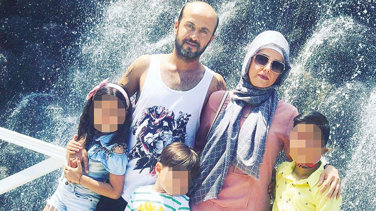 En acı ihbar... Koşun Babamız annemizi bıçakladı En acı ihbar... Koşun Babamız annemizi bıçakladı