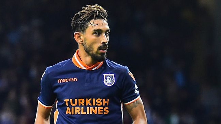 Başakşehirden transfer açıklaması: Futbolcularımıza yurt içinden hiçbir kulübün resmi teklifi olmadı
