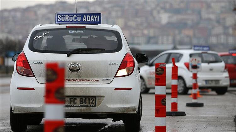 Sınavlara hafta sonu düzenlemesi Sınavlara hafta sonu düzenlemesi