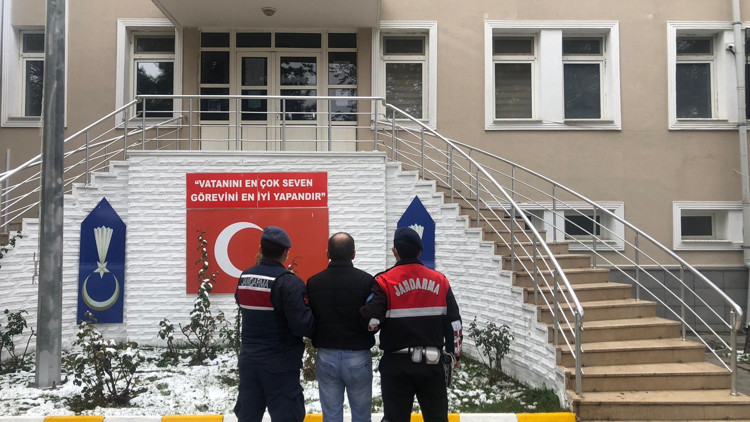 İzmaritteki DNA hırsızı ele verdi