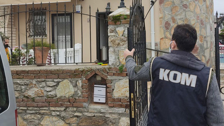 Muğla’da büyük gayrimenkul vurgunu 111 mülkü üzerlerine geçirdiler