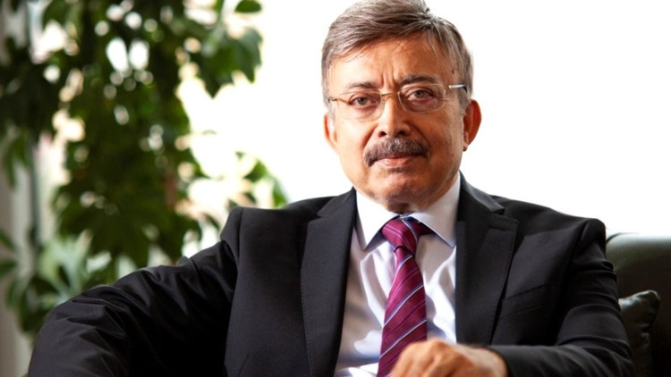 Ceyhan Saldanlı kitabının geliri eğitim bursu olacak