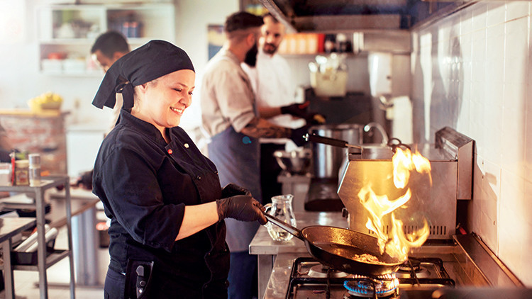 İş geliştirme hibesiyle girişimci kadınlara destek