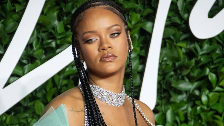 Koronavirüs Rihannayı böyle değiştirdi