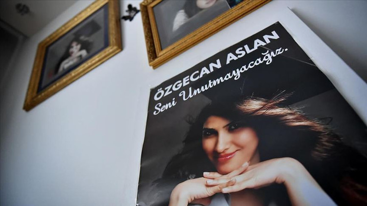 Özgecan Aslan ölüm yıldönümünde anılıyor - Özgecan Aslan cinayetiyle ilgili bilgiler