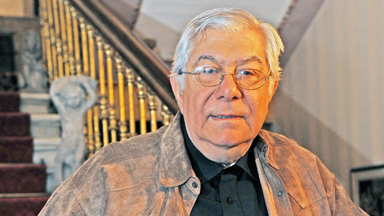 Yazar Demir Özlü vefat etti Yazar Demir Özlü vefat etti