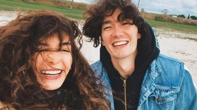 Ebru Şahinden ayrılık açıklaması