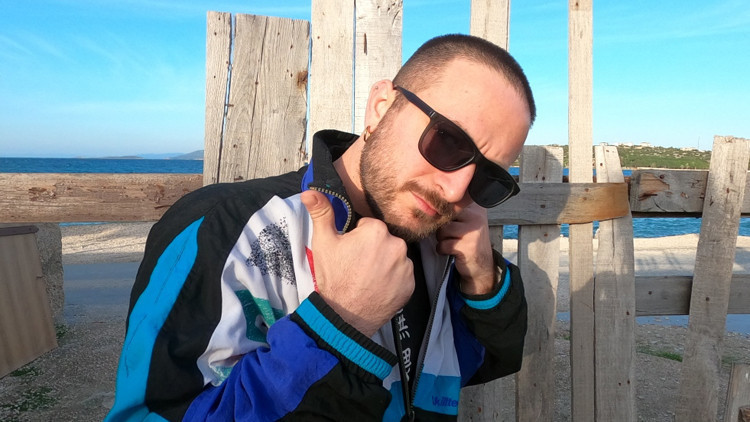 Melami “Söyleyeceklerimi içimde tutamaz oldum”