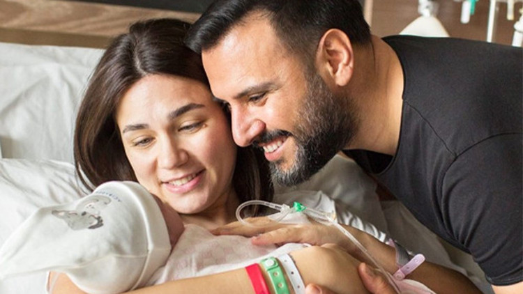 Buse Varoldan üçüncü çocuk açıklaması Buse Varoldan üçüncü çocuk açıklaması