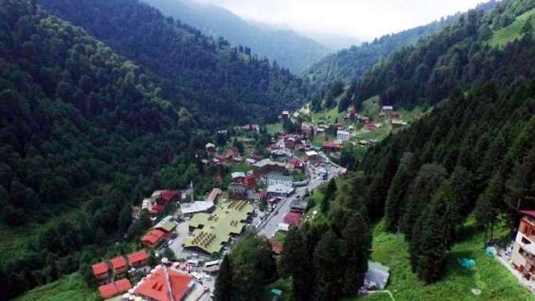 Ayder Yaylasında otopark inşaatı Dağın içinde olacak, dışarıdan görünmeyecek Ayder Yaylasında otopark inşaatı Dağın içinde olacak, dışarıdan görünmeyecek