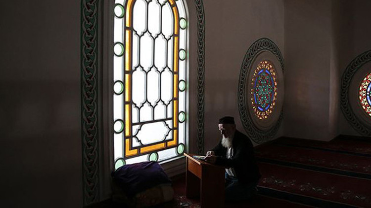 Berat Kandili nedir, anlamı ne Berat Kandilinin önemi hakkında merak edilen detaylar Berat Kandili nedir, anlamı ne Berat Kandilinin önemi hakkında merak edilen detaylar