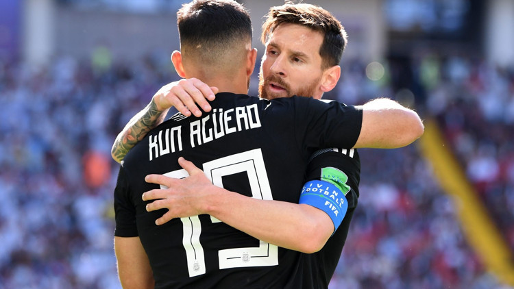 Barcelonanın Lionel Messi için transfer planı Sergio Agüero Barcelonanın Lionel Messi için transfer planı Sergio Agüero