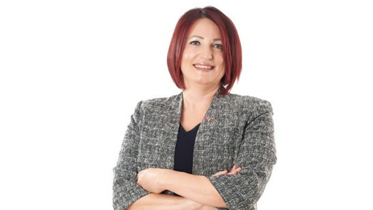 Kadın eli değince yıldızı parladı