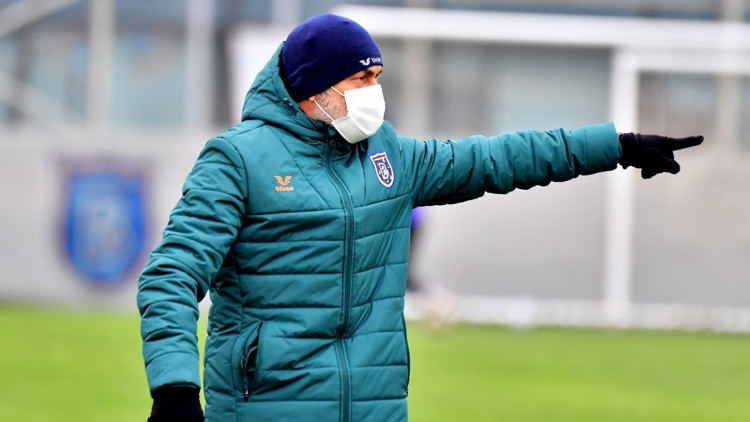 Başakşehir, Gaziantepe 4 eksikle gidiyor