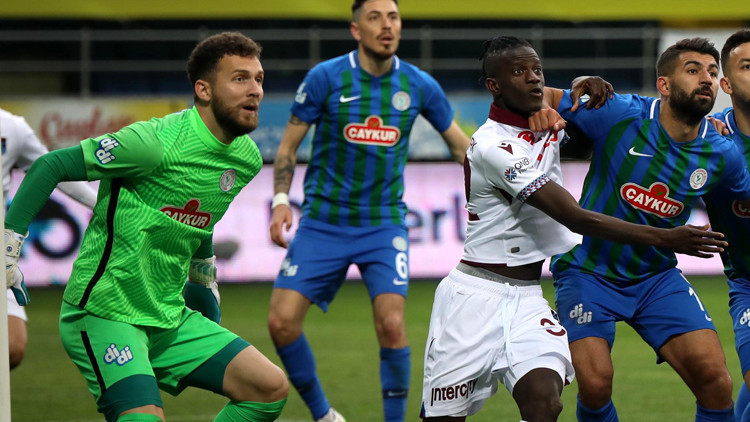 Tarık Çetin, Çaykur Rizespor-Trabzonspor maçına damga vurdu Fenerbahçe detayı...