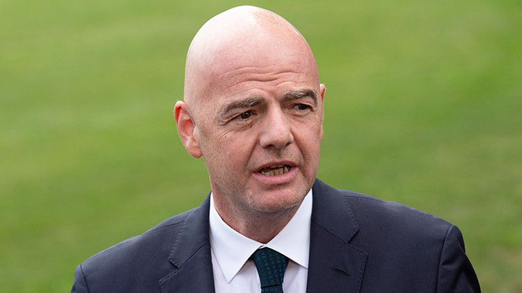 Son Dakika haberi: FIFA Başkanı Gianni Infantinodan Avrupa Süper Ligi çıkışı Şiddetle reddediyoruz