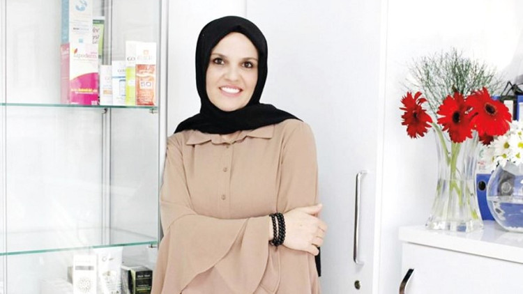 İlknur Özkuş Uyardı; ‘’Kas ve su kaybına dikkat’’ İlknur Özkuş Uyardı; ‘’Kas ve su kaybına dikkat’’