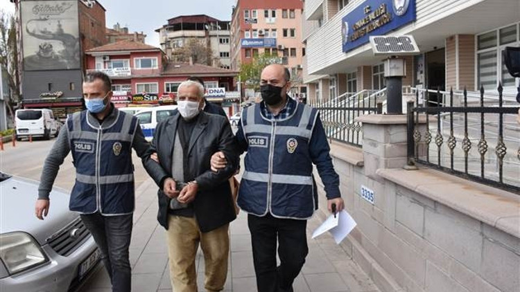 Eşini katledip, evini ateşe vermişti İğrenç sözler