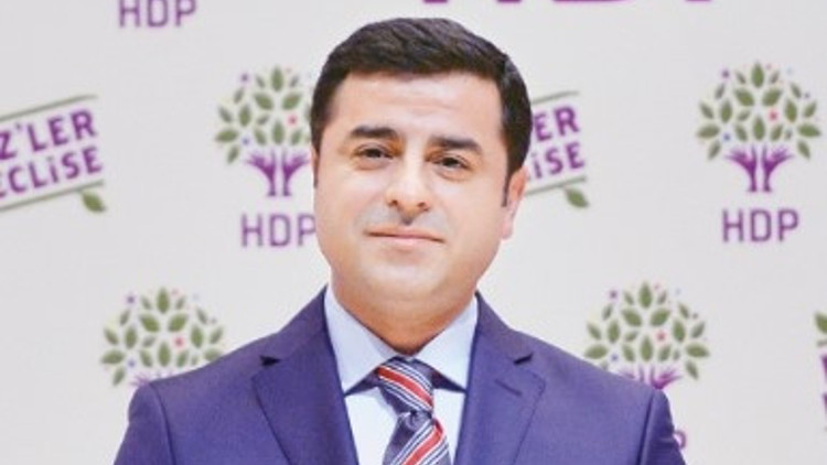 Kobani davası gergin başladı